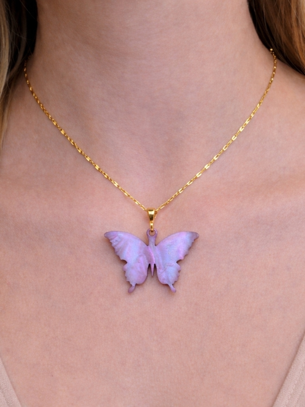 Lavender Butterfly Necklace Reversible Pendant 18K Gold Plated Chain 16" + 2" - Picture 4 of 13